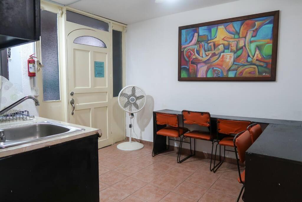 Casa Aurora #2: Private Room In Excellent Location Puerto Vallarta Bagian luar foto