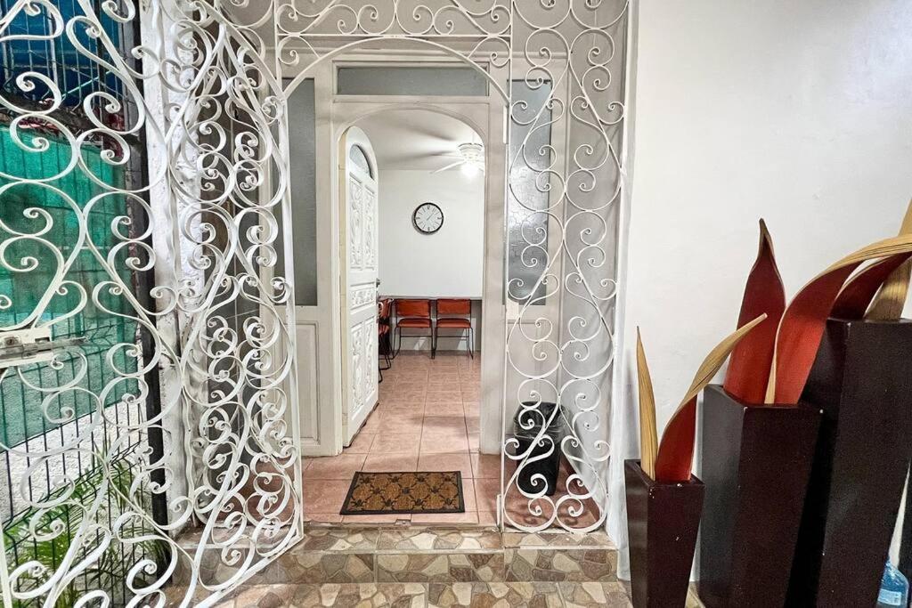 Casa Aurora #2: Private Room In Excellent Location Puerto Vallarta Bagian luar foto